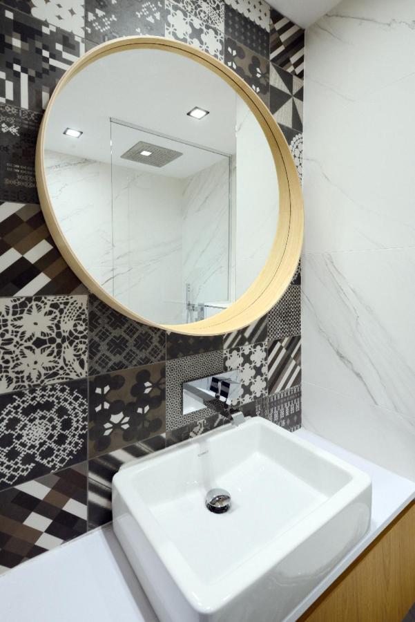 Lou Cassiden - Magnifique appartement sur le Port Cassis Extérieur photo